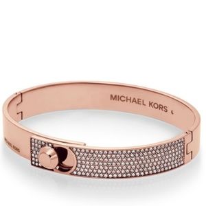 MICHAEL KORS Astor Rose Gold Pavé Bangle Bracelet